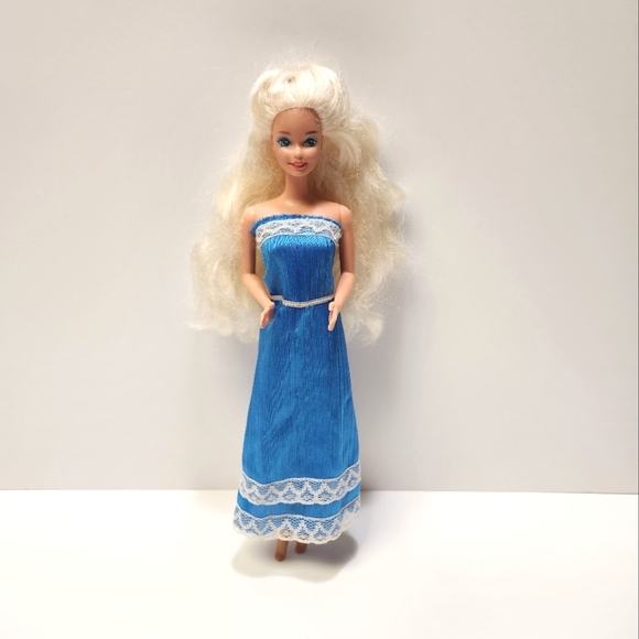 3/$24 1982 Barbie Fashion Fun - Picture 2 of 6